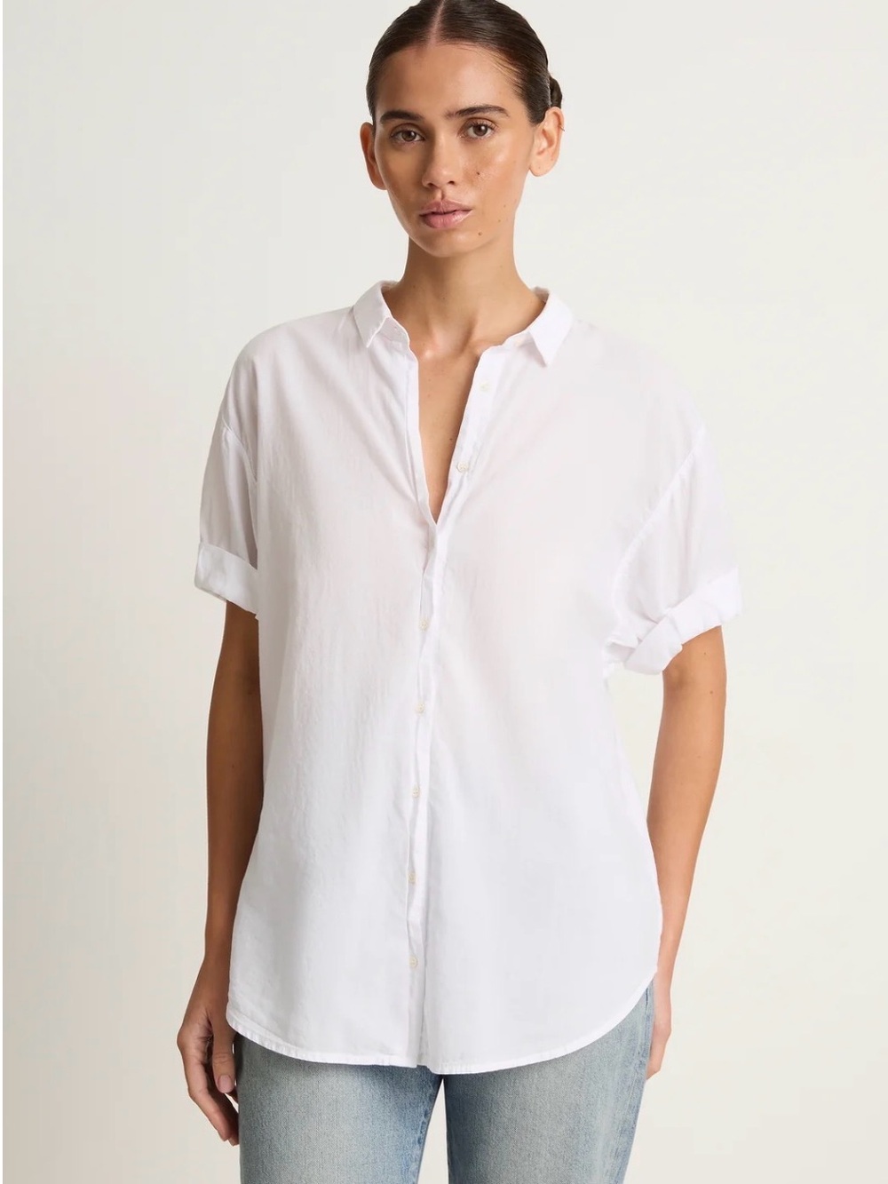 XiRENA Channing Relaxed White Short-Sleeve Button Down Shirt